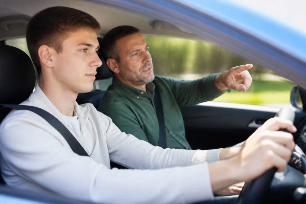 Âge de conduite supervisée : à partir de quel âge ?