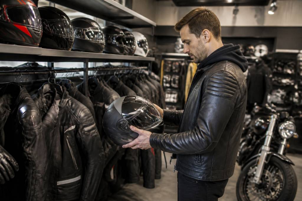 Accessoiriste moto paris : comment choisir les meilleurs équipements